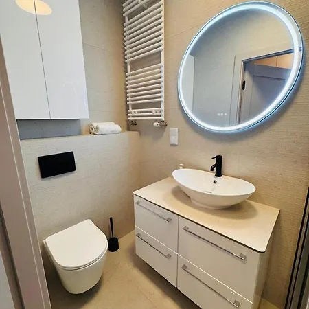 Apartmán Apartamentysnu, Przy Bulwarach 15 *